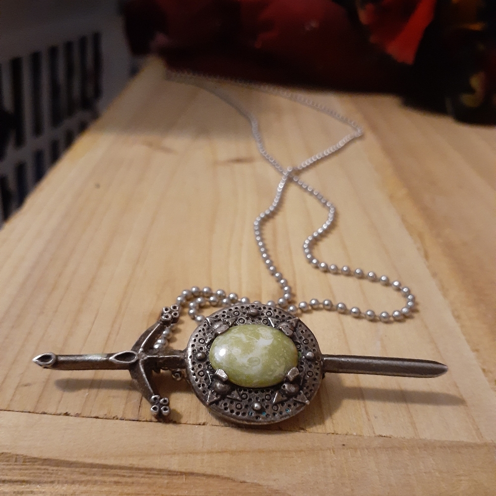 Vintage broach